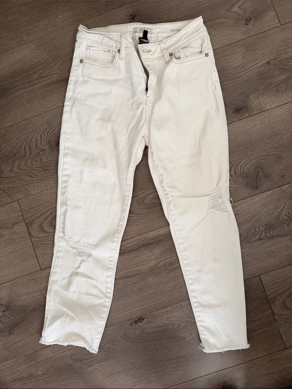 Rewash High-Rise White Distressed Skinny Jeans